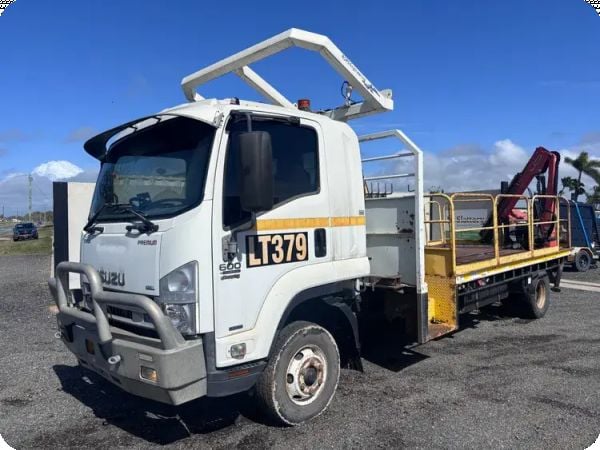 2011 Isuzu FRR600 4x2 Service Truck *Ex Mine Vehicle* image