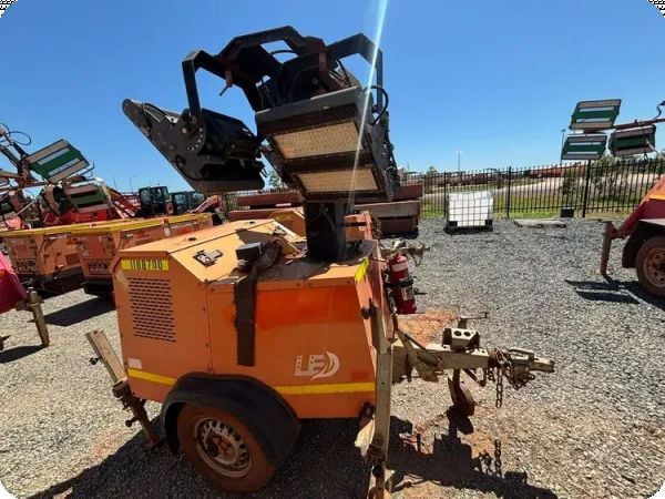 2018 Allight Light Tower Cube TL-90-DC Single Axle image
