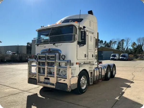 2014 Kenworth K200 6x4 Prime Mover image