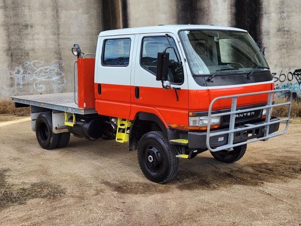 2000 MITSUBISHI FUSO CANTER FG 4X4 Flatbed image