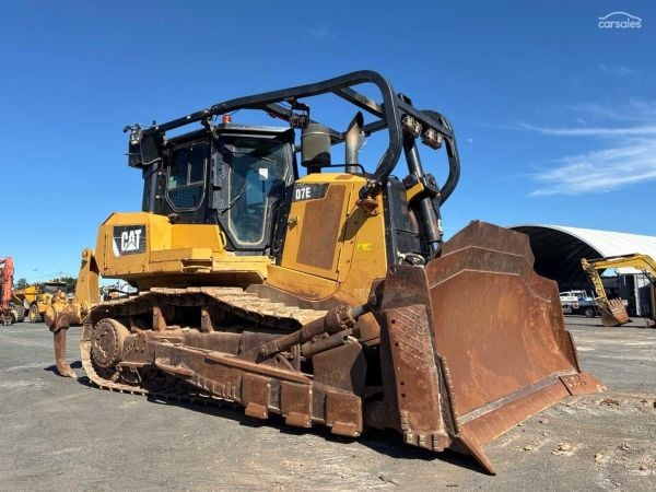 2015 Caterpillar D7E image