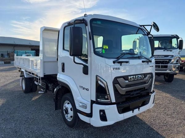 2026 Isuzu F Series FRR 110-240 AM R41 Tipper AMT Transmission image