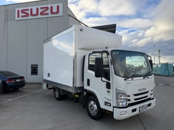 2023 Isuzu N Series NNR 45-150 AMT Transmission image