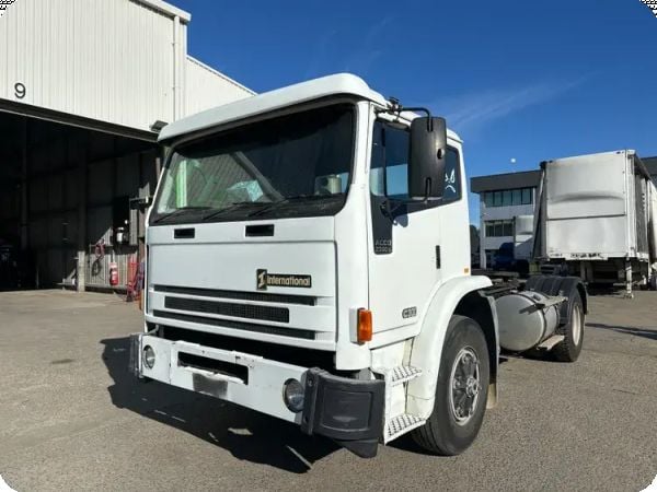 1998 International Acco 2350G 4x2 Prime Mover (Manual) (Single Drive) image