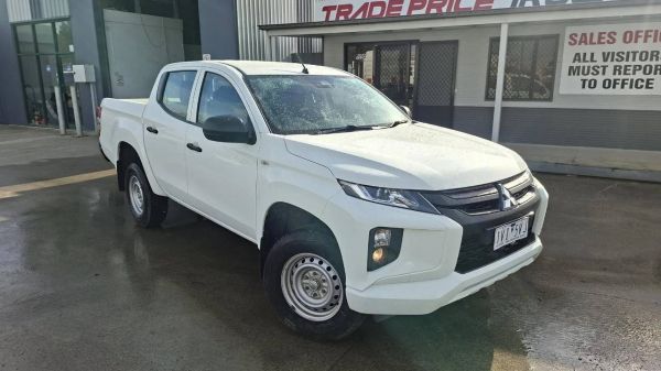 2022 MITSUBISHI TRITON image