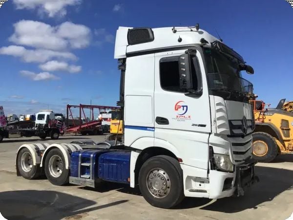 2023 Mercedes Benz Actros OM473 2658 6x4 Prime Mover image
