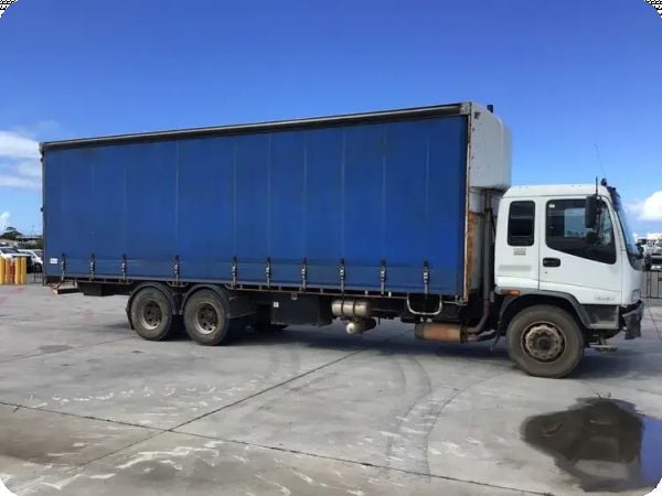 2003 Isuzu F3 FVM 4x2 Curtainsider image