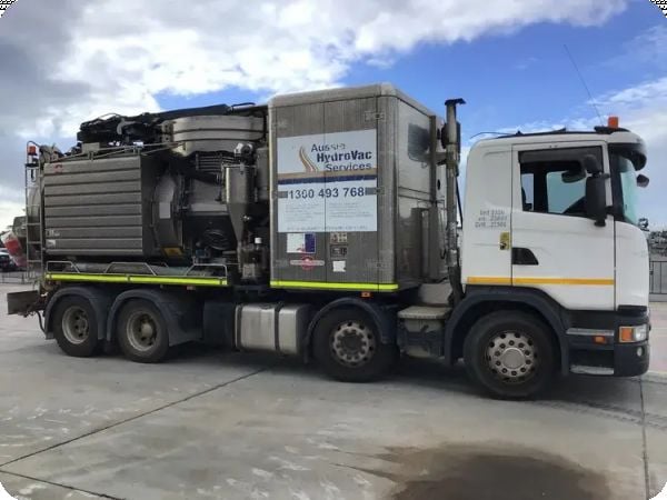 2013 Scania Kroll 8x4 Vacuum image