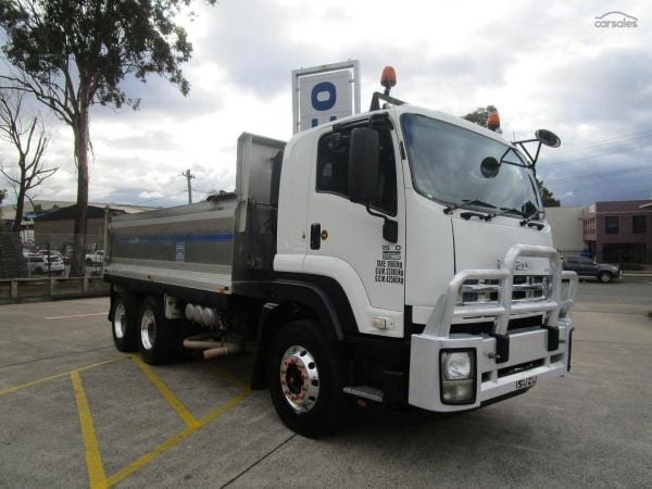 2015 Isuzu F Series FXZ 1500 image