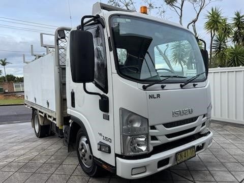 2017 ISUZU NLR45-150 Service Vehicle image