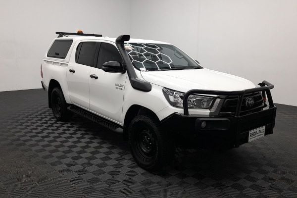 2022 Toyota Hilux SR GUN126R 4X4 image