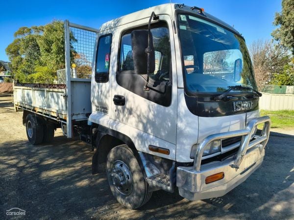 2002 Isuzu F Series FRR 550 FRR550 image