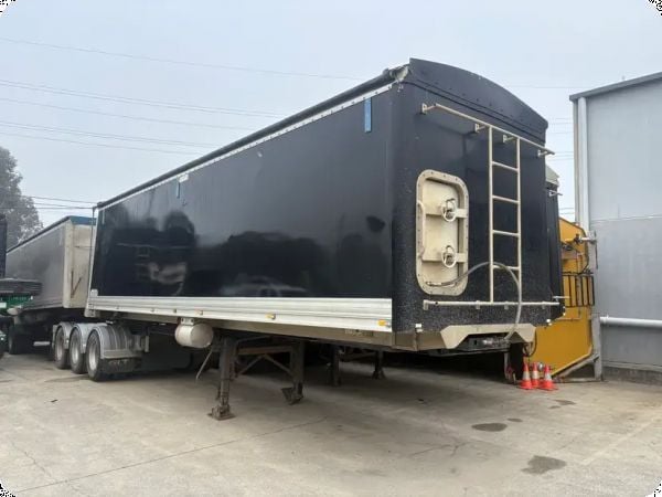 2014 Graham Lusty GLT Tri Axle A Trailer *Repairable Write-Off* image