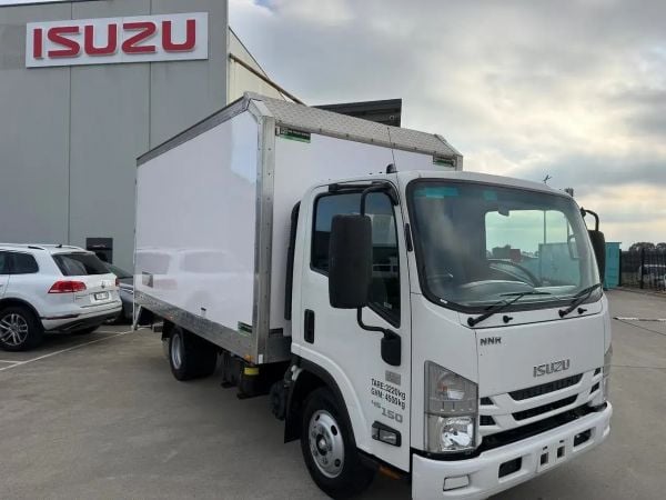 2019 Isuzu N Series NNR 45-150 Auto image