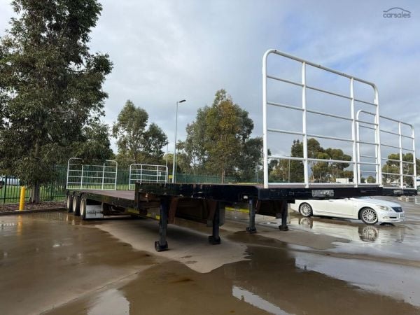 2009 Maxitrans ST3-NSTCH Tri Axle Drop Deck Trailer image