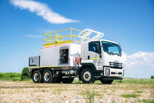 2025 Isuzu FVZ 260-300 Service Body image