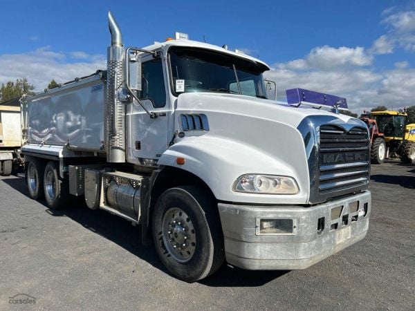 2019 Mack CMMR Granite image