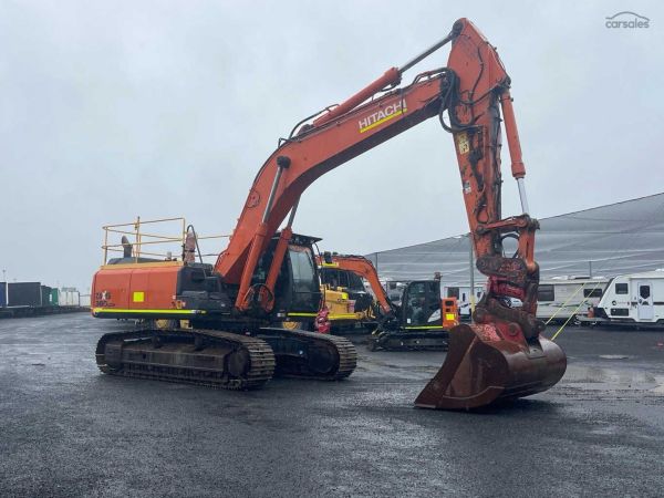 2021 Hitachi ZX360LCH-5B image
