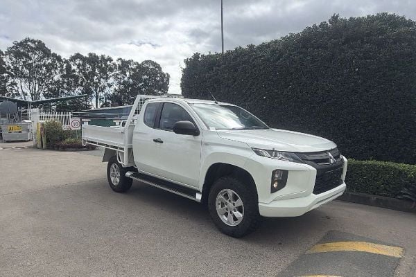 2022 Mitsubishi Triton GLX+ MR 4X4 image