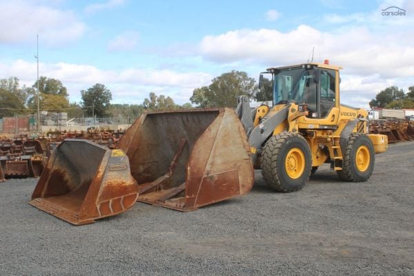 2015 Volvo L90F image