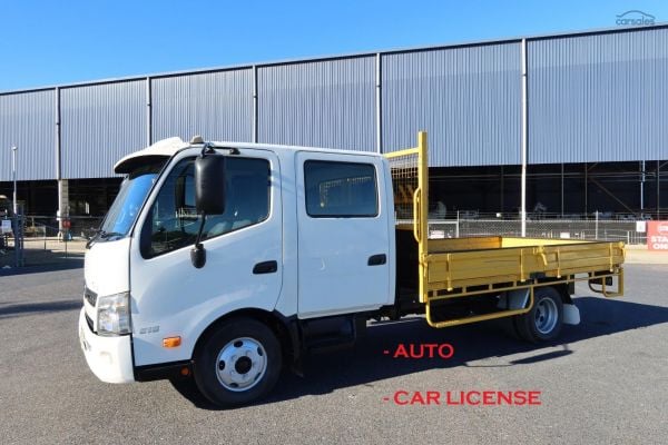 2013 Hino 300 Series 616 Long Crew Cab AUTO image