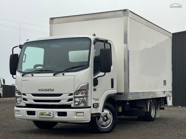 2023 Isuzu N Series NNR 45-150 LOW KMS and Factory Warranty image