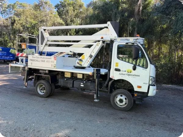 2022 Hino 300 Series 4x4 with Monitor 2024 E209PX EWP image