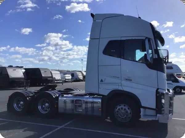 2021 Volvo FH 600 Globe Trotter 6x4 Prime Mover (Finance Company) image
