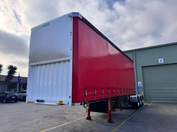 2021 Haulmark St3 image