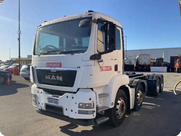 2016 Man TGS 8x4 Cab Chassis image