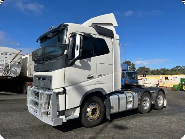 2018 VOLVO 600 FH 6x4 Prime Mover image