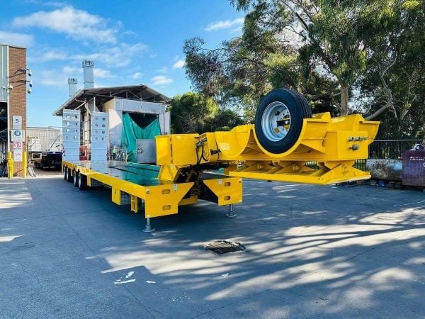 2026 Stonestar 4X8 Axle Widener Hydraulic Suspension image