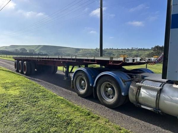 1986 FREIGHTER 40 FT FLAT TOP TRAILER image