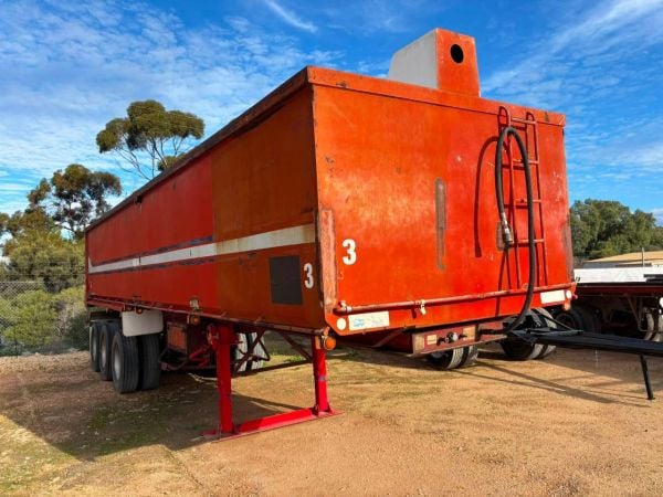 1997 Southern Cross Tipper