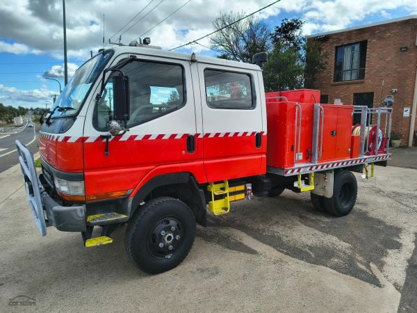 2001 Mitsubishi Canter FG637E6 Mitsubishi Canter 4x4 Dualcab image