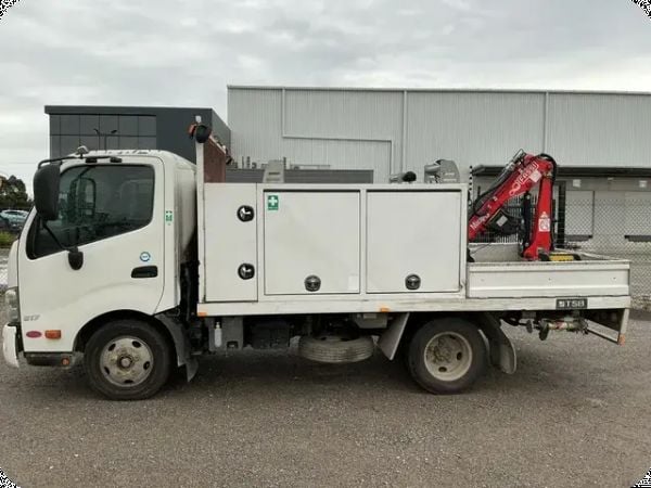 2014 Hino 300 4x2 Crane Tray Truck image