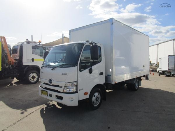 2021 Hino 300 Series 616 image