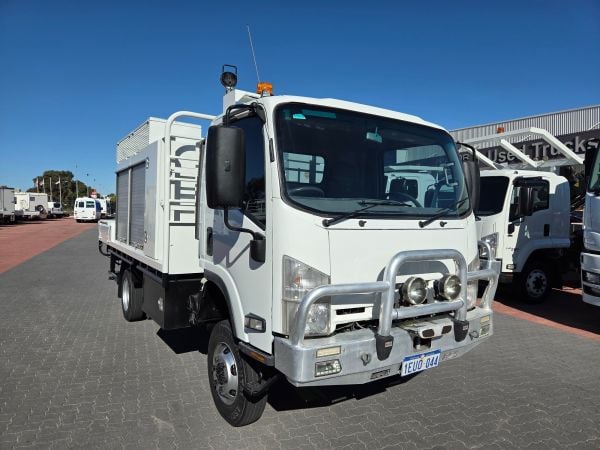 2015 Isuzu NPS300 Service Body 4x4 Service Body and Crane image