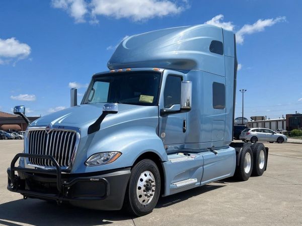 2022 INTERNATIONAL LT Truck image