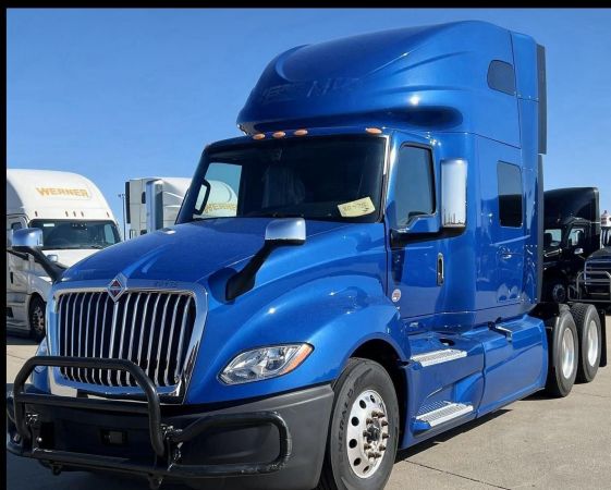 2022 INTERNATIONAL LT Truck image