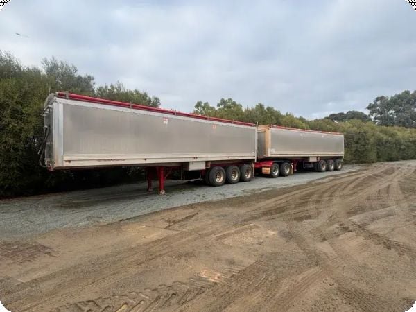 2023 Maxitrans ST3 A+B Combination Grain Tippers image