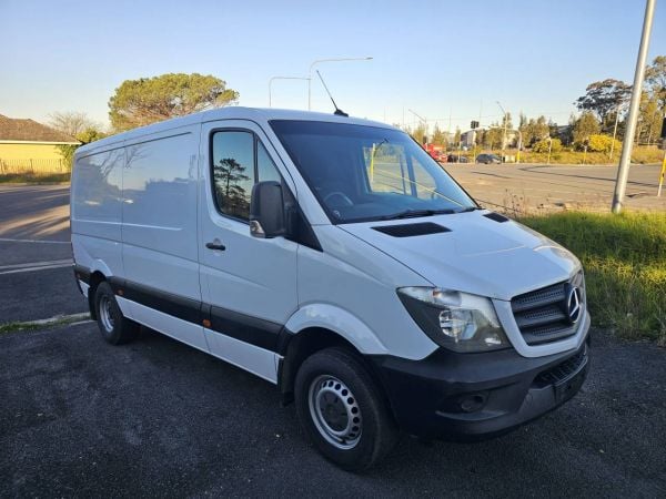2019 Mercedes benz sprinter turbo diesel van image