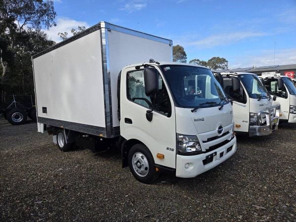 2025 Hino 300 Series 616 image