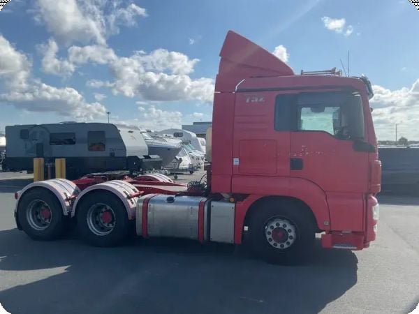 2014 MAN TG-A 6x4 Prime Mover image