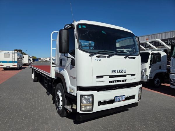 2015 Isuzu FVD 165-300 Tray 8 Ton AUTO Tray image