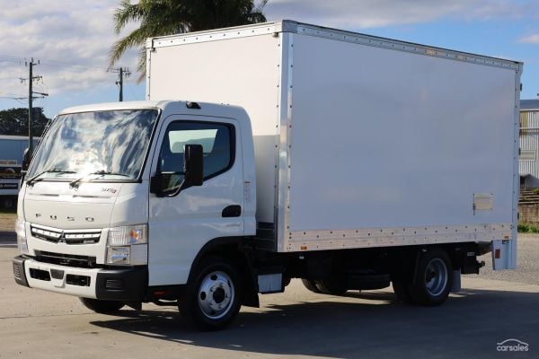 2022 Fuso Canter 515 image