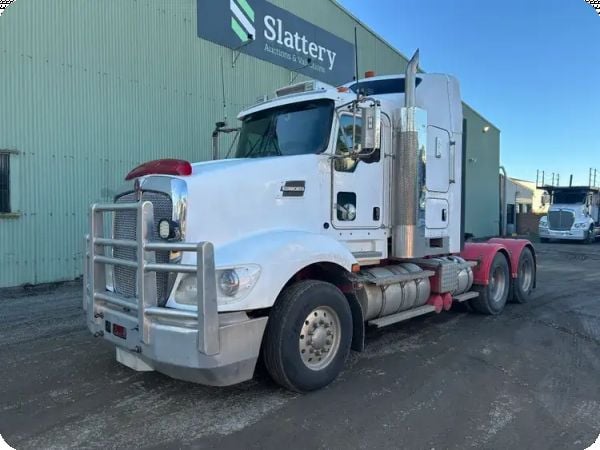2015 Kenworth T609 6x4 Prime Mover image