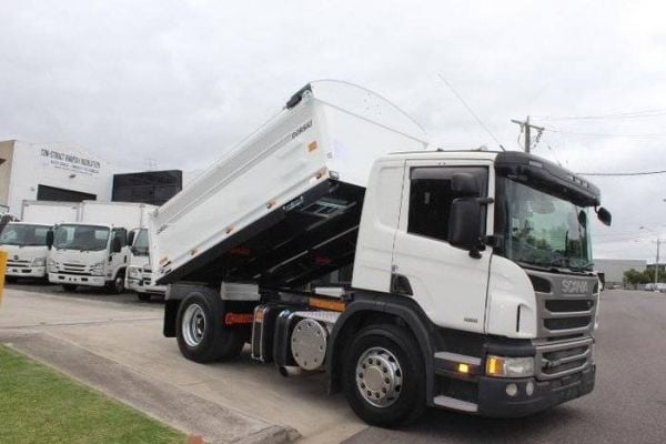 2017 Scania P Series image