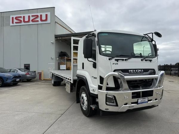 2025 Isuzu F Series FVR 170-260 AT R70 Auto image