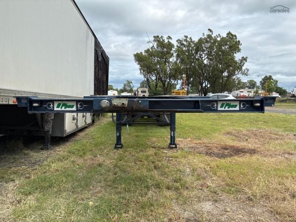 O'Phee Tri Axle Semi Trailer image